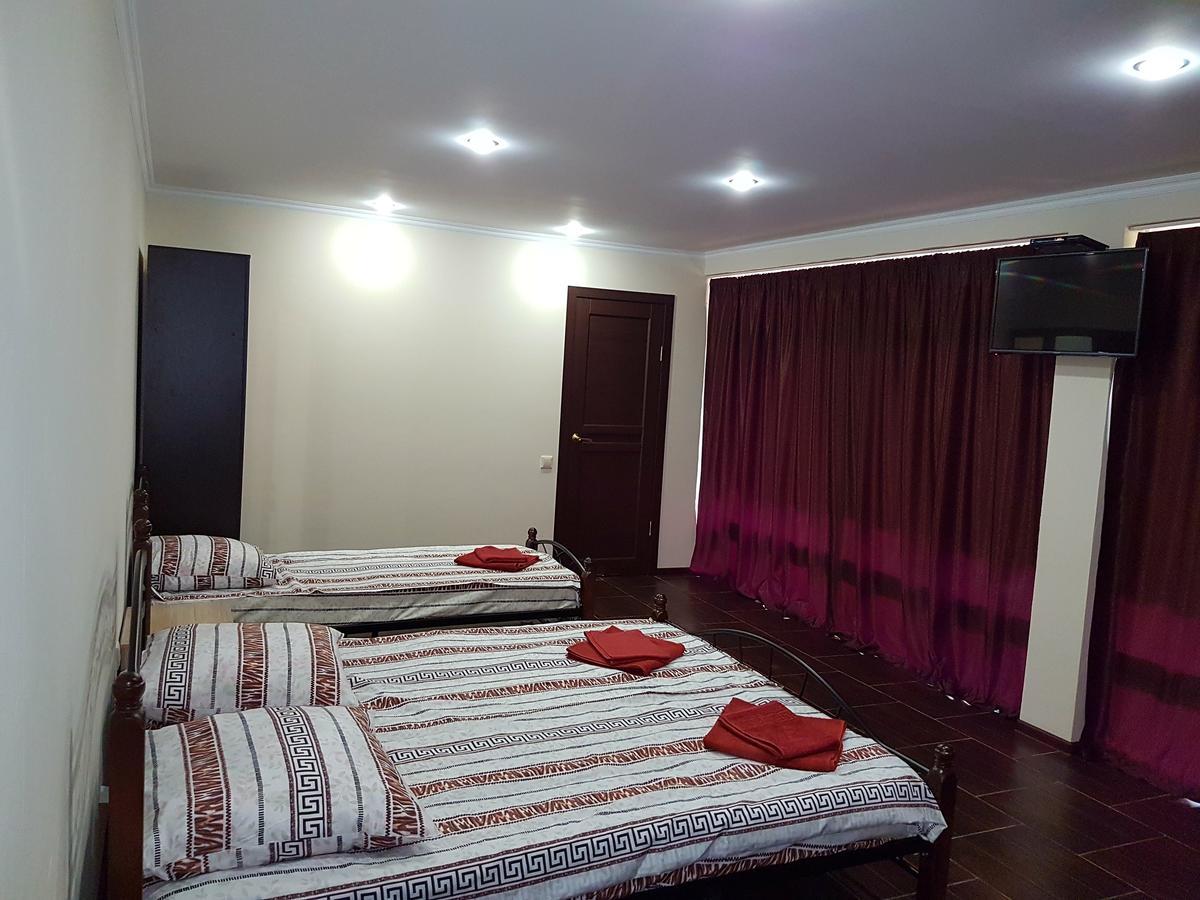 Guest House Black Sea Pitsunda Eksteriør billede